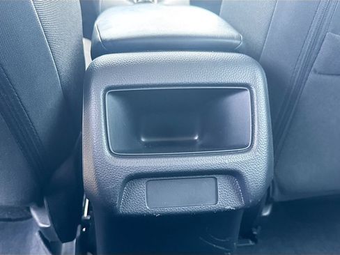 Used 2023 Honda HR-V LX image 26