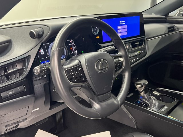 Certified 2025 Lexus ES 300h w/ Premium Package FWD image 15