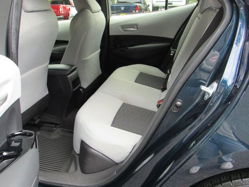 Used 2021 Toyota Corolla SE image 12