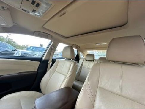 Used 2014 Toyota Avalon Limited FWD image 8