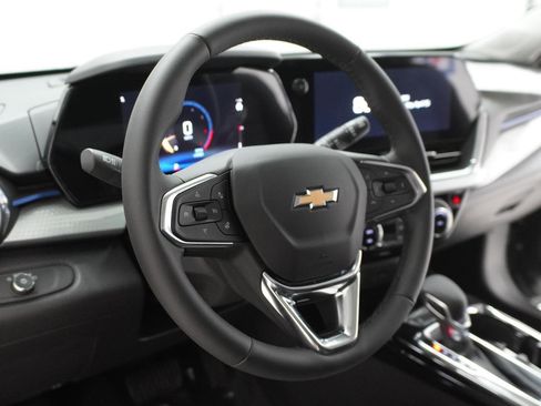 New 2026 Chevrolet Trax LT w/ LT Convenience Package image 17