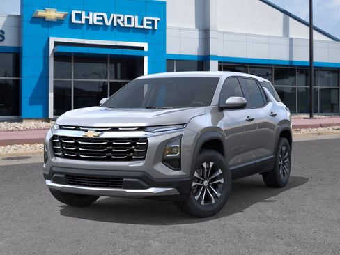 New 2026 Chevrolet Equinox LT w/ Convenience Package II image 10