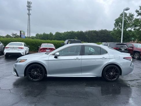 Used 2024 Toyota Camry XSE FWD image 10