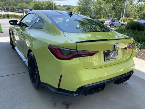 Used 2021 BMW M4 Competition w/ Executive Package RWD image 5