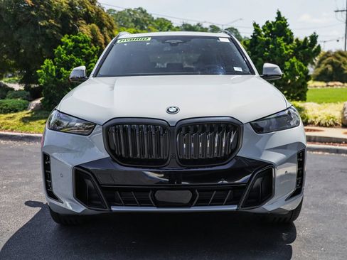 New 2026 BMW X5 xDrive50e w/ M Sport Package AWD/4WD image 13