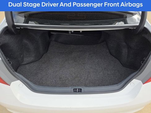 Used 2016 Toyota Camry SE image 20