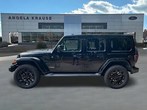 Used 2021 Jeep Wrangler Unlimited Sahara AWD/4WD image 4