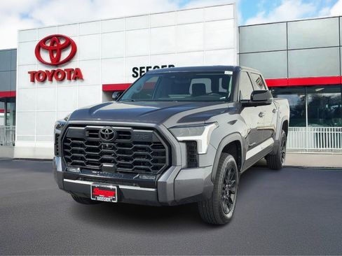 Used 2024 Toyota Tundra Limited image 6