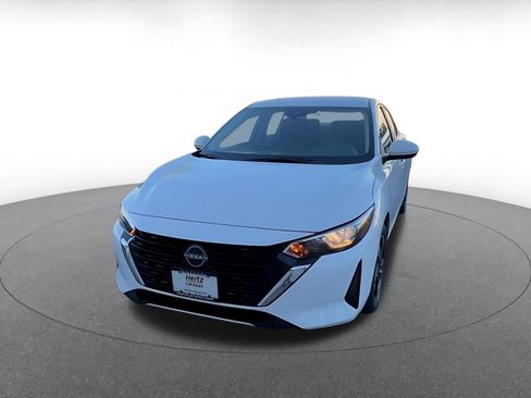 Used 2025 Nissan Sentra SV FWD image 7