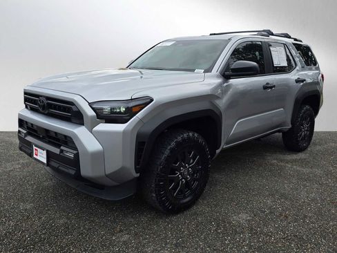 Certified 2025 Toyota 4Runner SR5 image 7