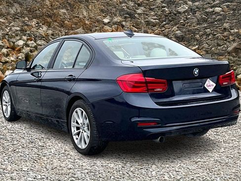 Used 2016 BMW 320i xDrive Sedan image 10