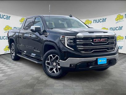 Used 2023 GMC Sierra 1500 SLT w/ SLT Premium Package