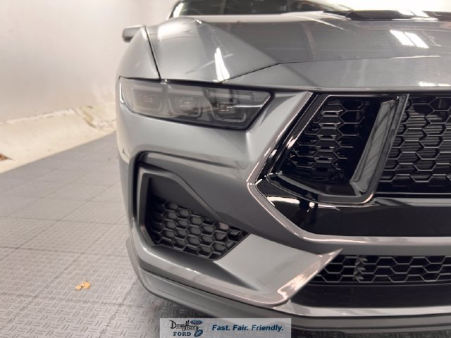 New 2026 Ford Mustang GT Premium w/ GT Performance Package RWD image 13