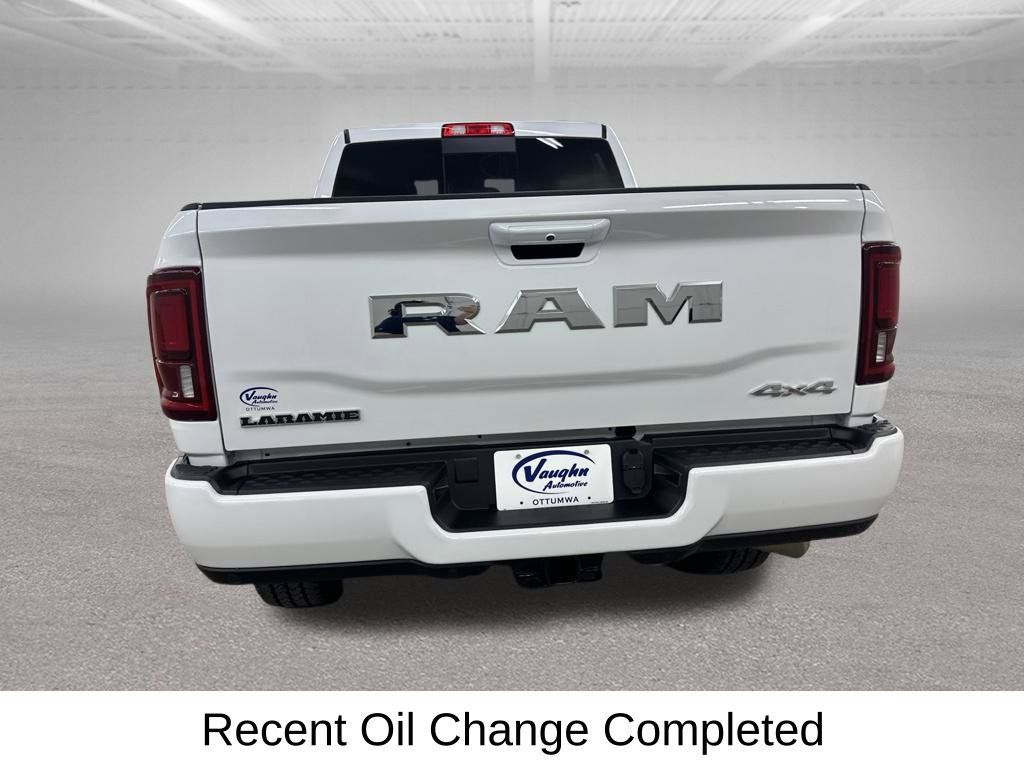 Used 2026 RAM 2500 Laramie AWD/4WD image 11