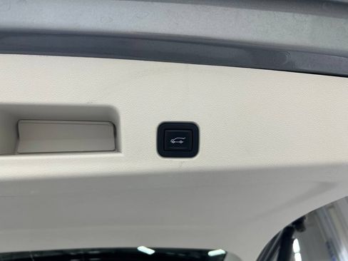 Used 2024 GMC Acadia Denali w/ Super Cruise Package AWD/4WD image 35