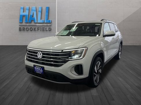 New 2026 Volkswagen Atlas SE image 1