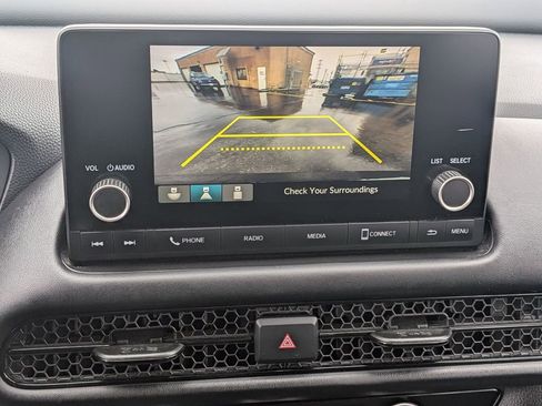 Used 2025 Honda HR-V LX image 18