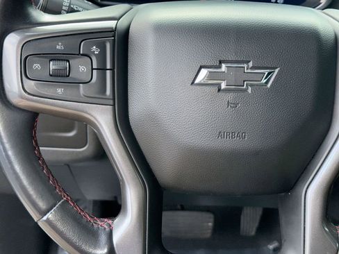Used 2023 Chevrolet Suburban RST AWD/4WD image 17