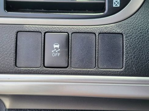 Used 2014 Toyota Camry SE w/ Fleet Convenience Package FWD image 35