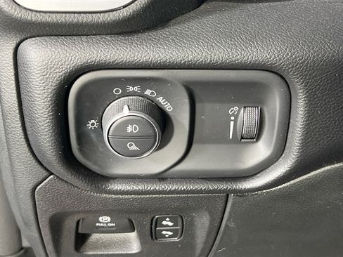 Used 2022 RAM 1500 Big Horn image 10