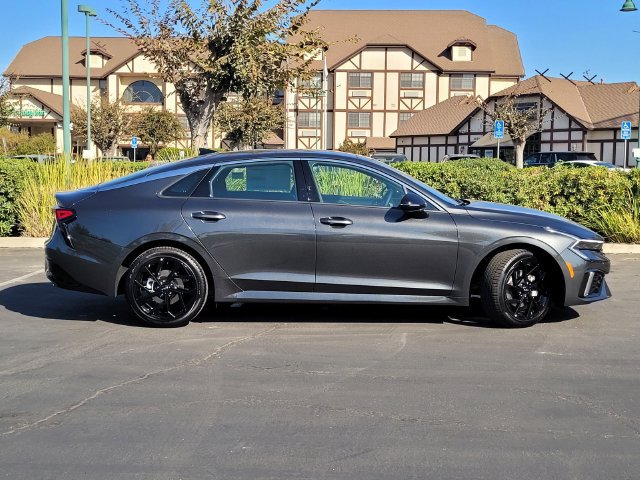 New 2027 Kia K5 GT-Line w/ GT-Line Premium Package FWD image 3