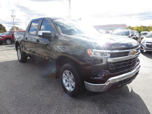 Used 2025 Chevrolet Silverado 1500 LT image 4