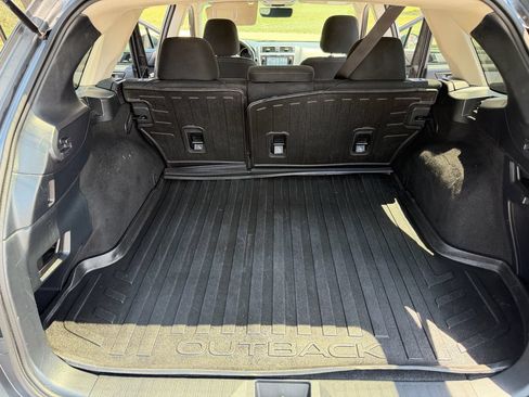 Used 2018 Subaru Outback 2.5i Premium AWD/4WD image 23