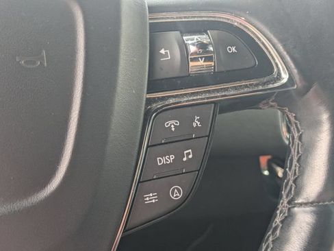 Used 2024 Lincoln Navigator L 4WD image 18