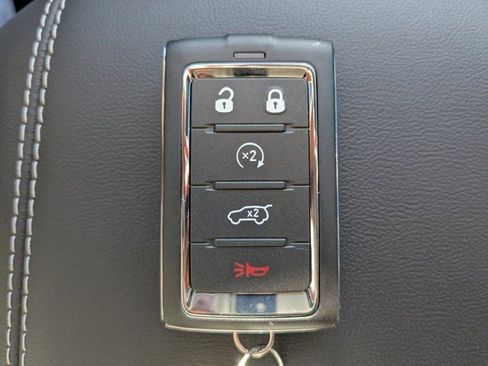 New 2026 Jeep Grand Cherokee Limited image 32