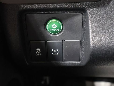 Used 2022 Honda HR-V LX image 31