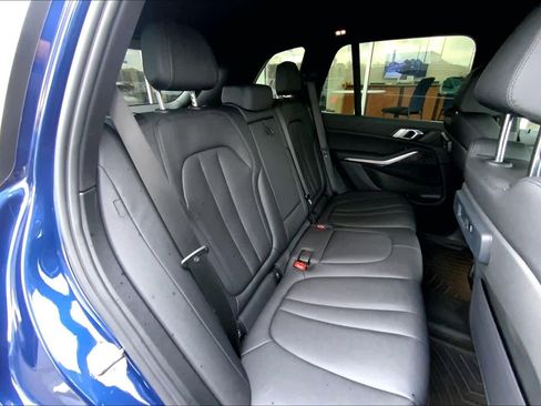 Used 2022 BMW X5 sDrive40i w/ Premium Package image 22