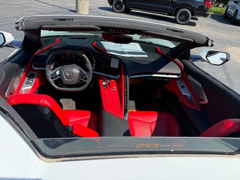 Used 2023 Chevrolet Corvette Stingray Preferred Conv w/ Z51 Performance Package RWD image 21
