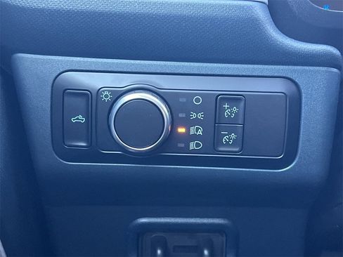 New 2025 Ford Maverick XLT w/ XLT Luxury Package image 14