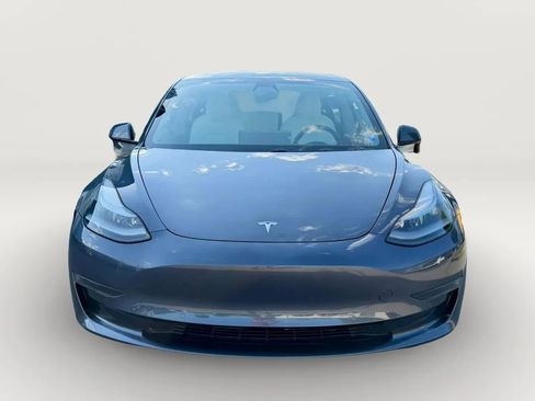 Used 2021 Tesla Model 3 Standard Range Plus RWD image 2