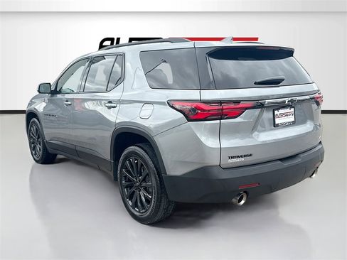 Used 2023 Chevrolet Traverse RS image 5