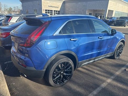 Certified 2023 Cadillac XT4 Luxury w/ Cold Weather Package image 3
