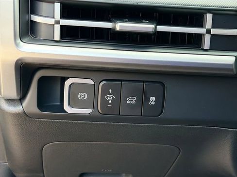 Used 2026 Hyundai Santa Fe SE image 10