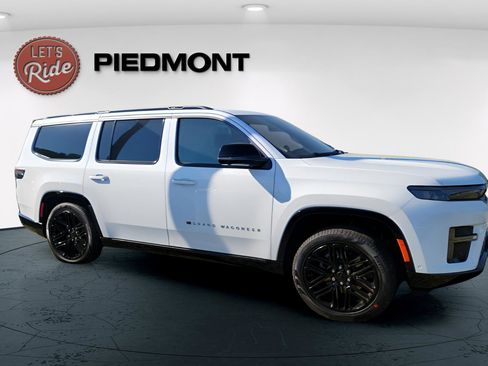 New 2026 Jeep Grand Wagoneer Limited AWD/4WD image 6