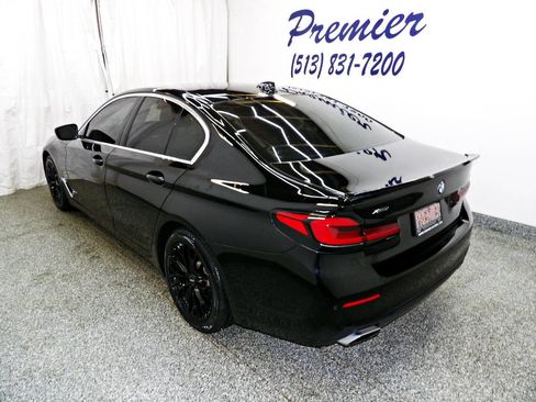 Used 2022 BMW 530i xDrive w/ Convenience Package AWD/4WD image 4