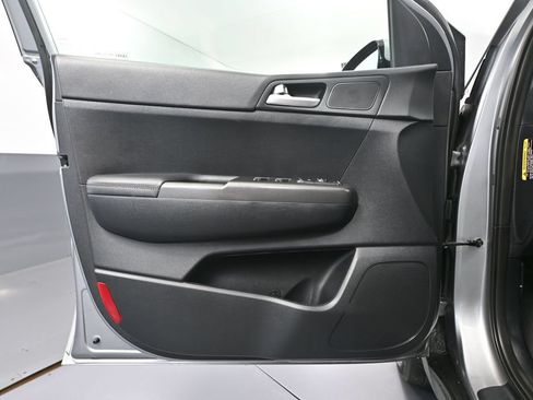 Used 2022 Kia Sportage LX w/ LX AWD Value Edition Package image 20