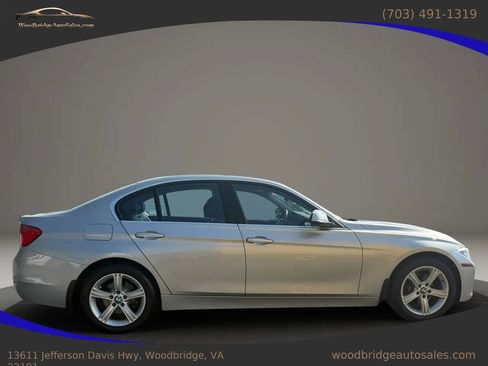 Used 2015 BMW 328i xDrive Sedan AWD/4WD image 2