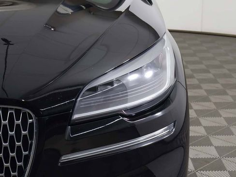 Used 2023 Lincoln Aviator Standard image 14