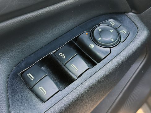 Used 2019 Chevrolet Equinox LT AWD/4WD image 5
