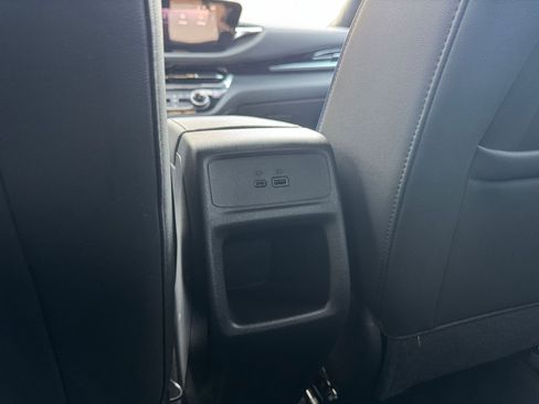 Used 2025 Buick Envista Sport Touring image 23