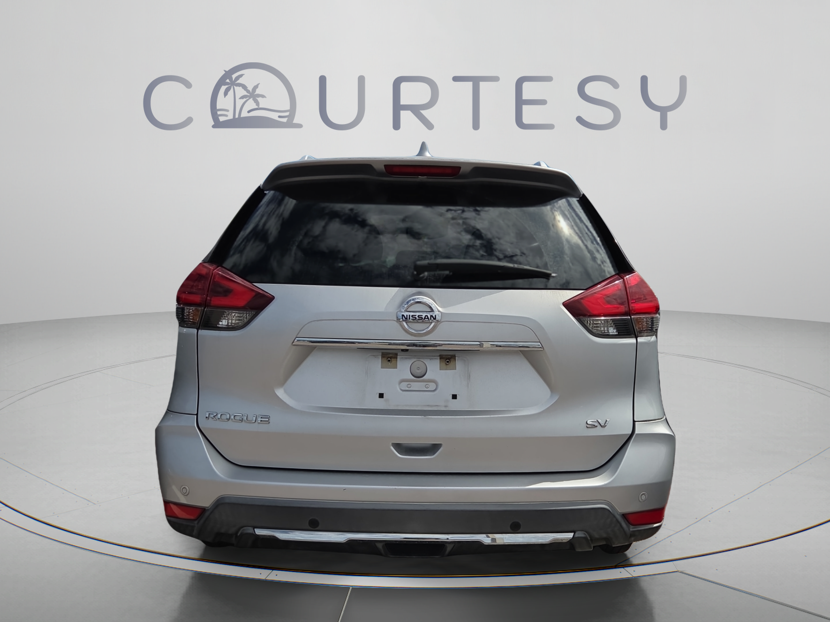 Used 2020 Nissan Rogue SV FWD image 2