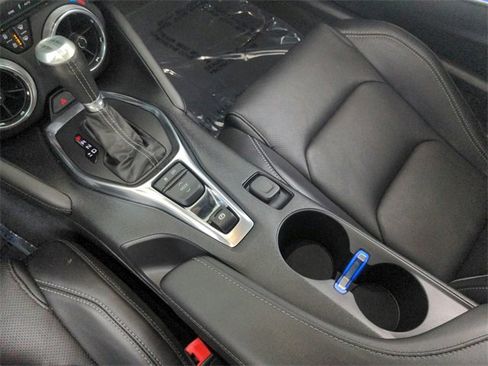 Used 2019 Chevrolet Camaro SS image 31