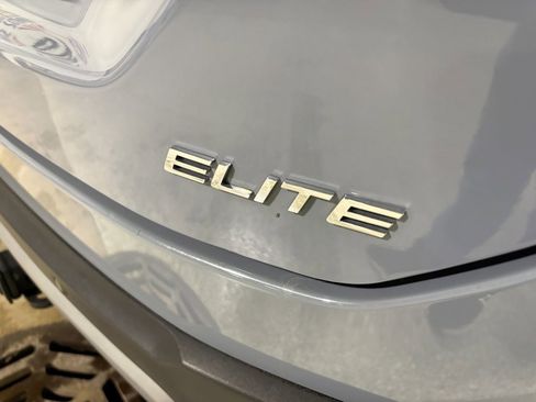 Used 2025 Honda Pilot Elite image 28