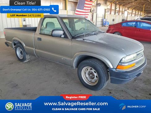 Used 2002 Chevrolet S10 Pickup 2WD Regular Cab image 5