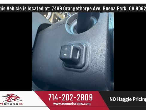Used 2013 Cadillac Escalade Platinum AWD/4WD image 37