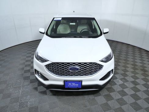 Certified 2024 Ford Edge SEL w/ Convenience Package AWD/4WD image 3